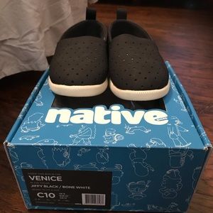 Native shoes toddler black 10